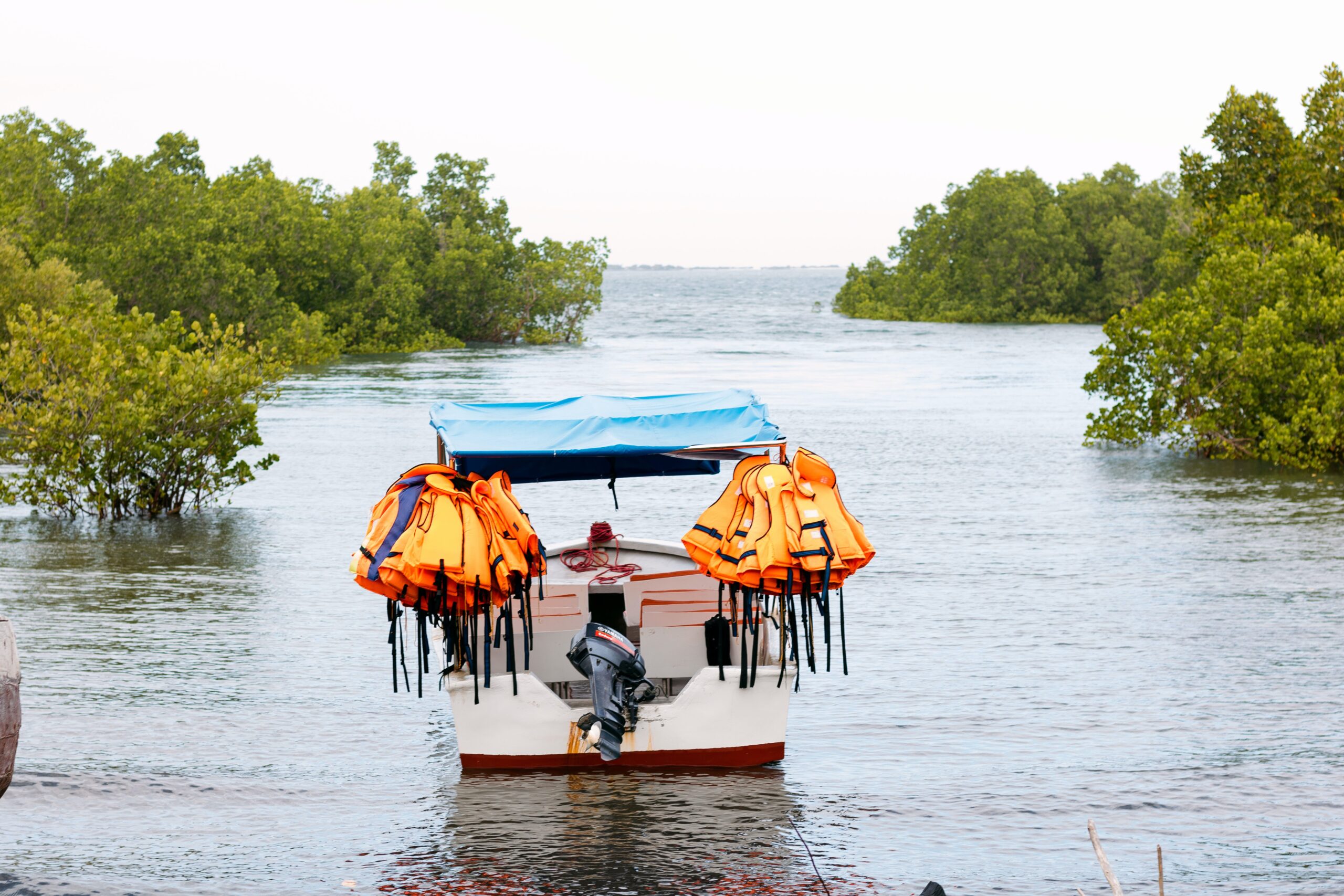 A boat in zanzibar-Mado Tours Africa